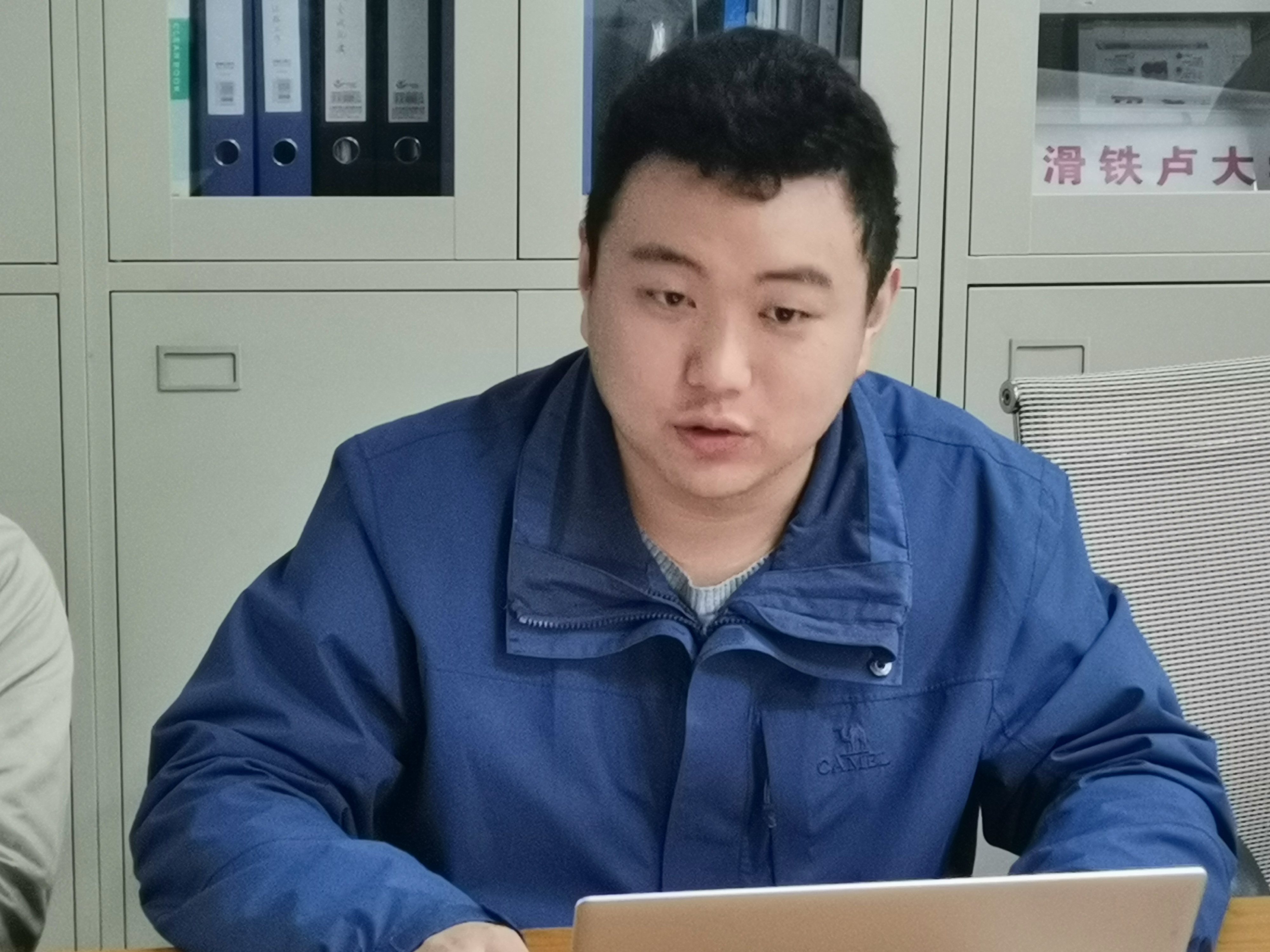 免费av