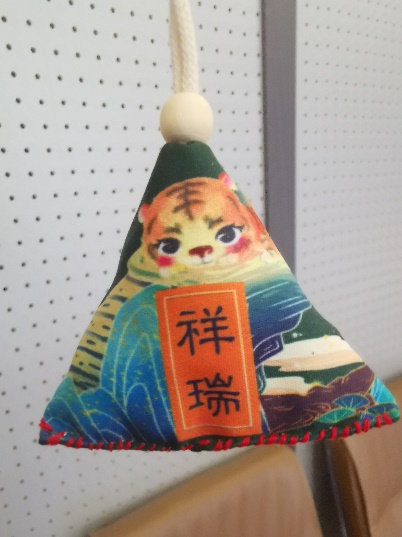 免费av